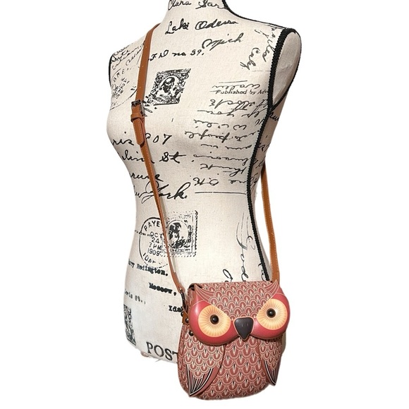 Whimsical Owl Vegan Leather Crossbody Purse Red - Picture 2 of 8